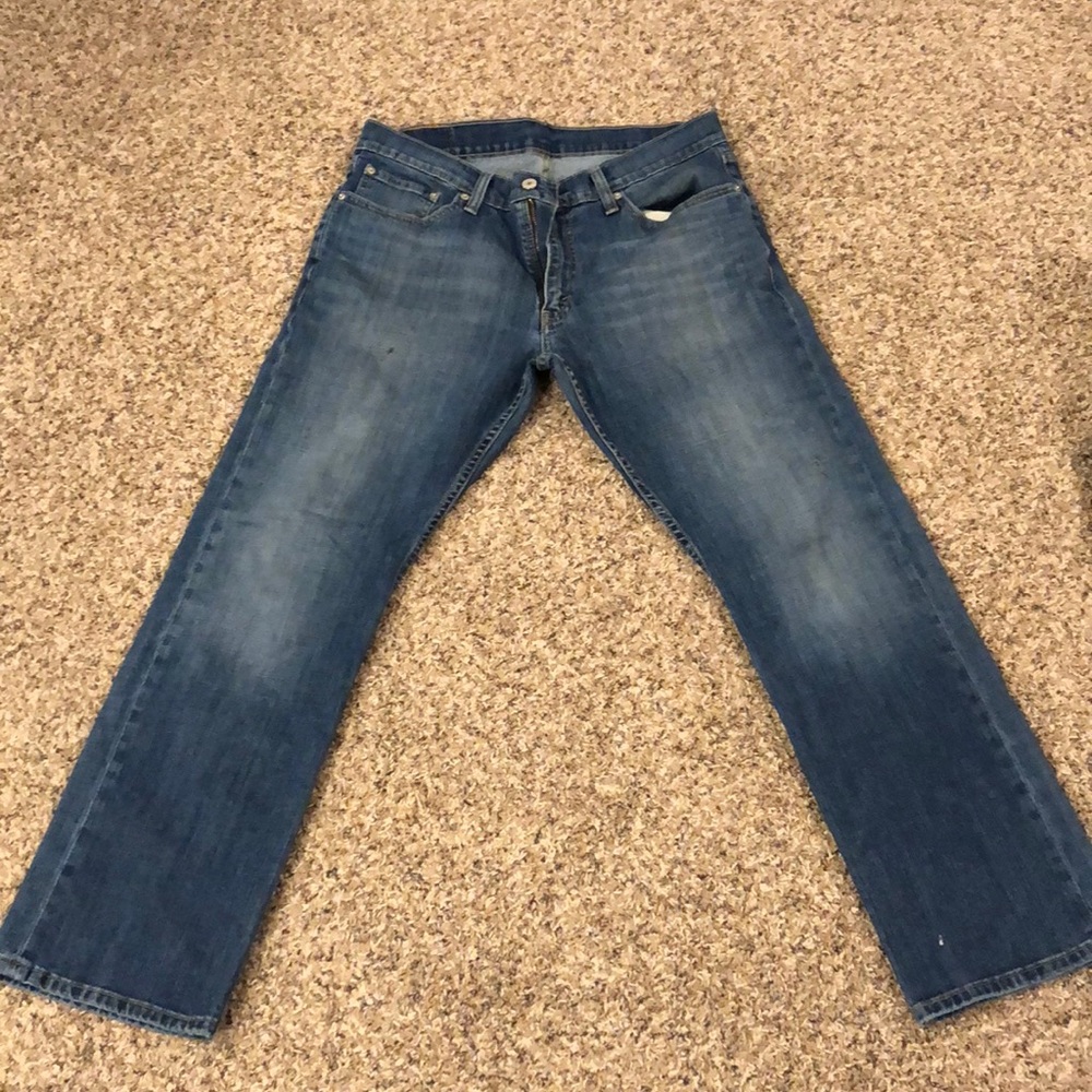 Levi’s 514 jeans